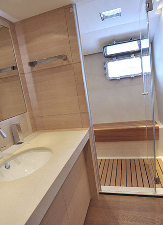 Zunino Marmi - Yachting - Apache II