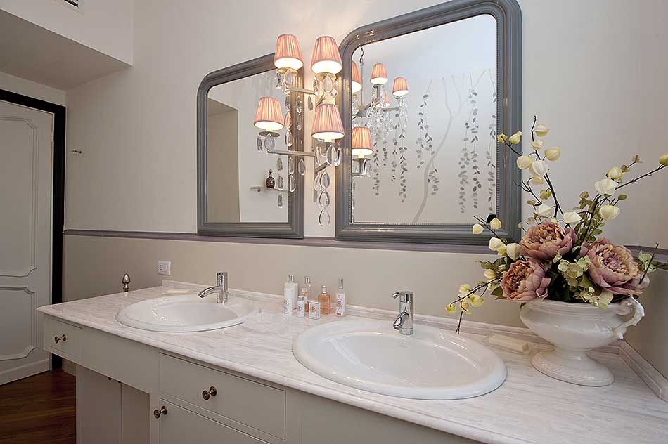 Zunino Marmi - Italy - Houses - Washbasin