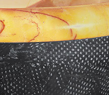 Zunino Marmi - Giallo Siena Marble and carbon fibre - Detail