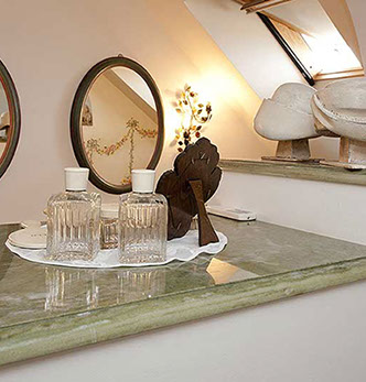 Zunino Marmi - Italy - Houses - Shelves