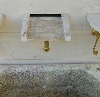 Zunino Marmi - Italy - Houses - Shelves