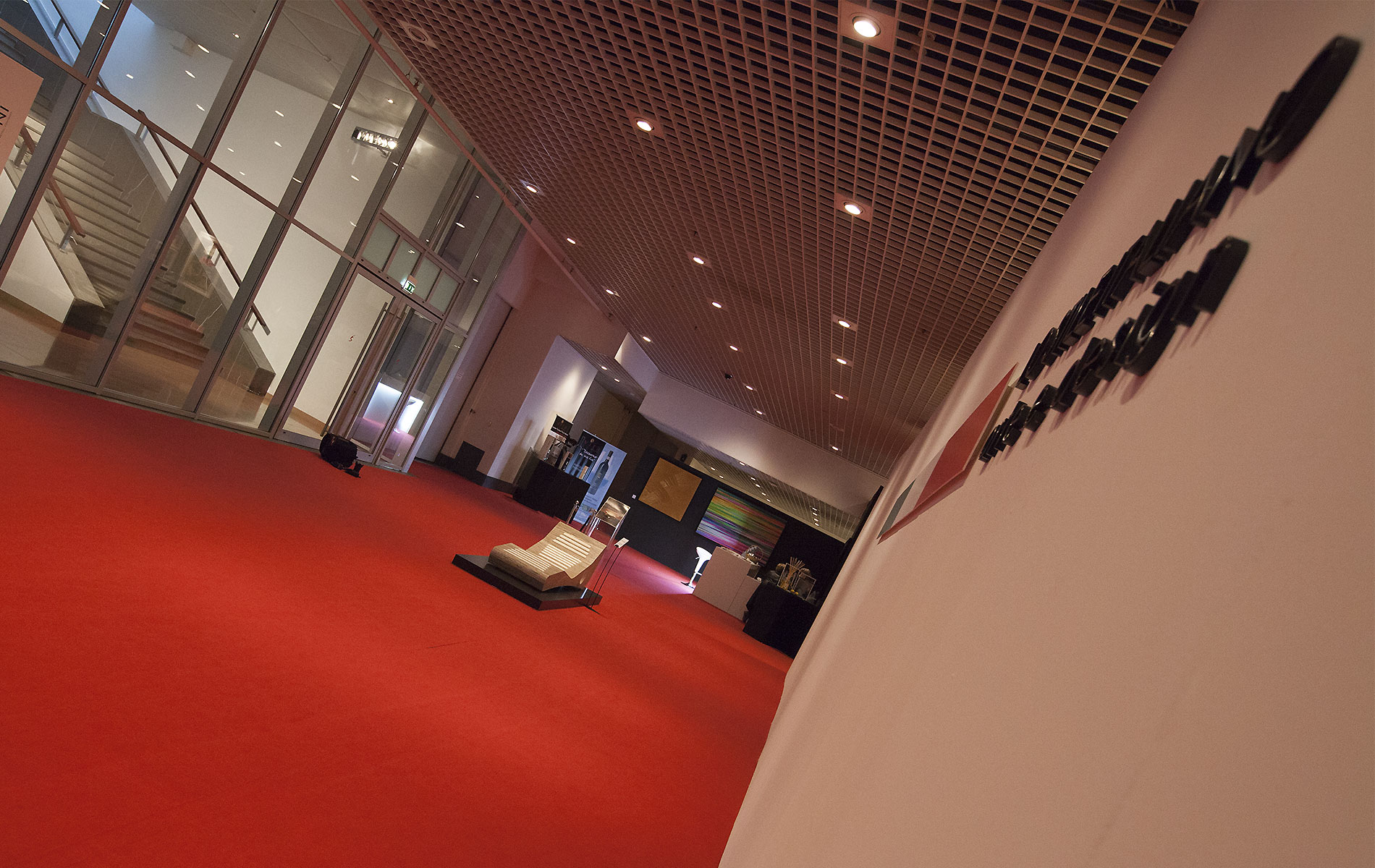 Zunino Marmi - Stile italiano, arte e design - Monaco 2011