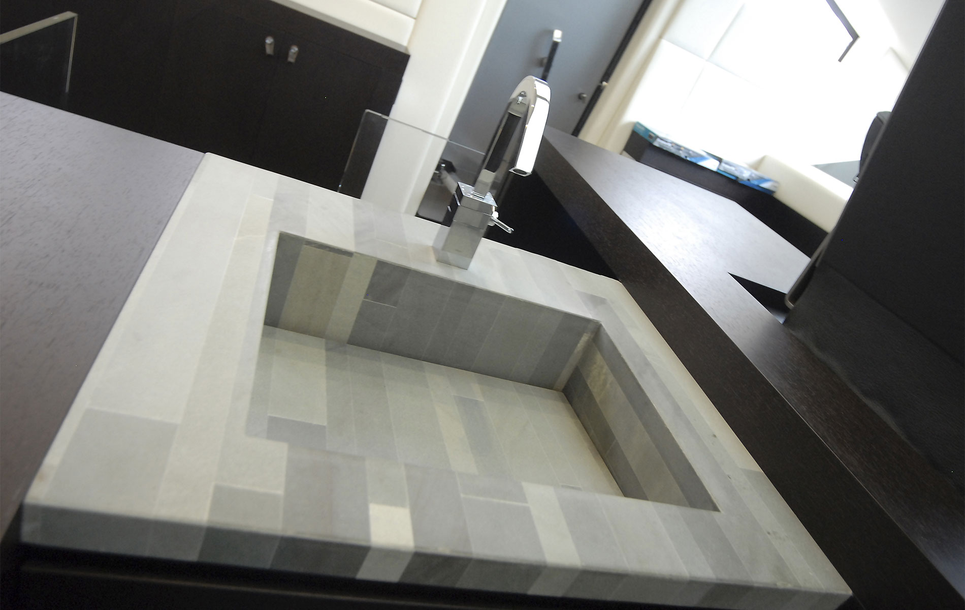 Zunino Marmi - Italy - Quartzite washbasin