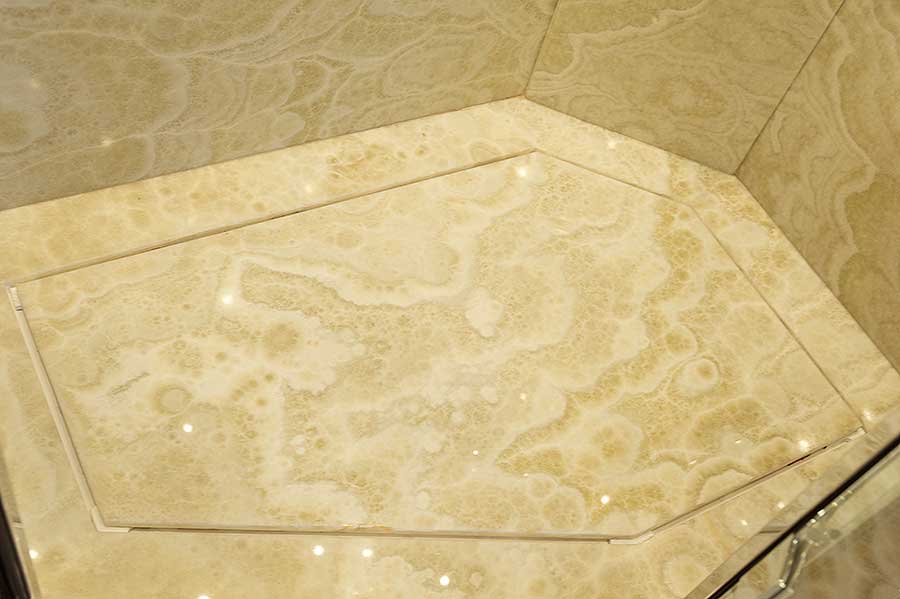 Zunino Marmi - Yachting - Baron Trenk