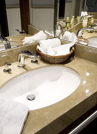 Zunino Marmi - Yachting - Eleanor Allen