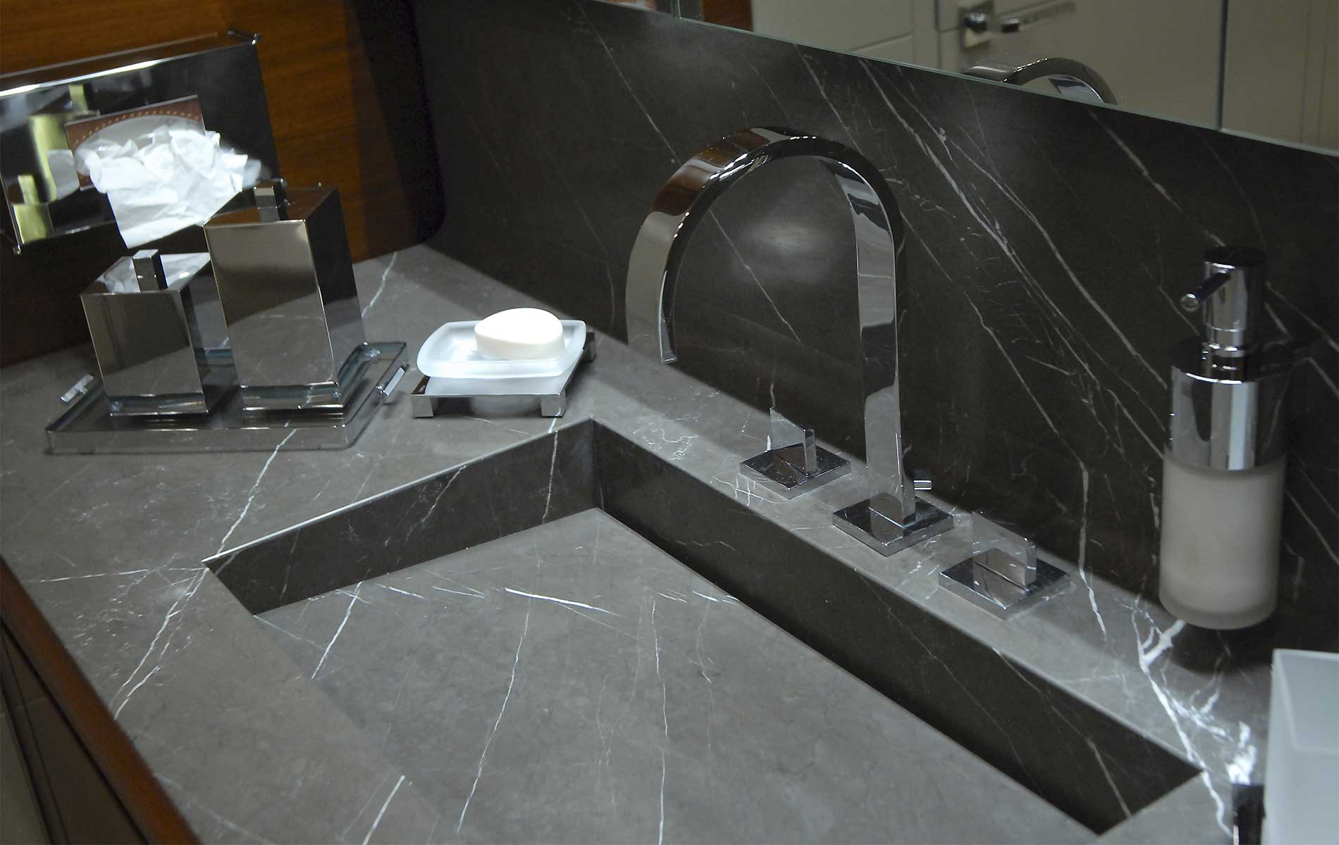 zunino-marmi-Grafite-spazzolata