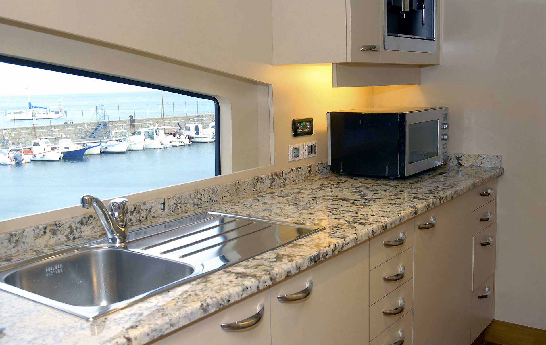 zunino-marmi-Granito-Delicatus