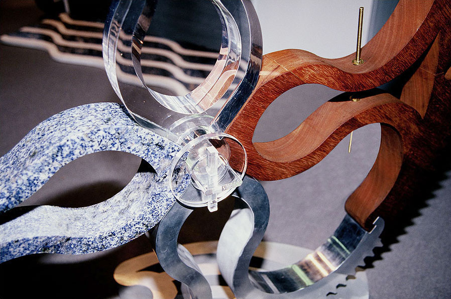 Zunino Marmi - Genova - Plexiglass, Legno, Granito Azul Bahia, Alluminio